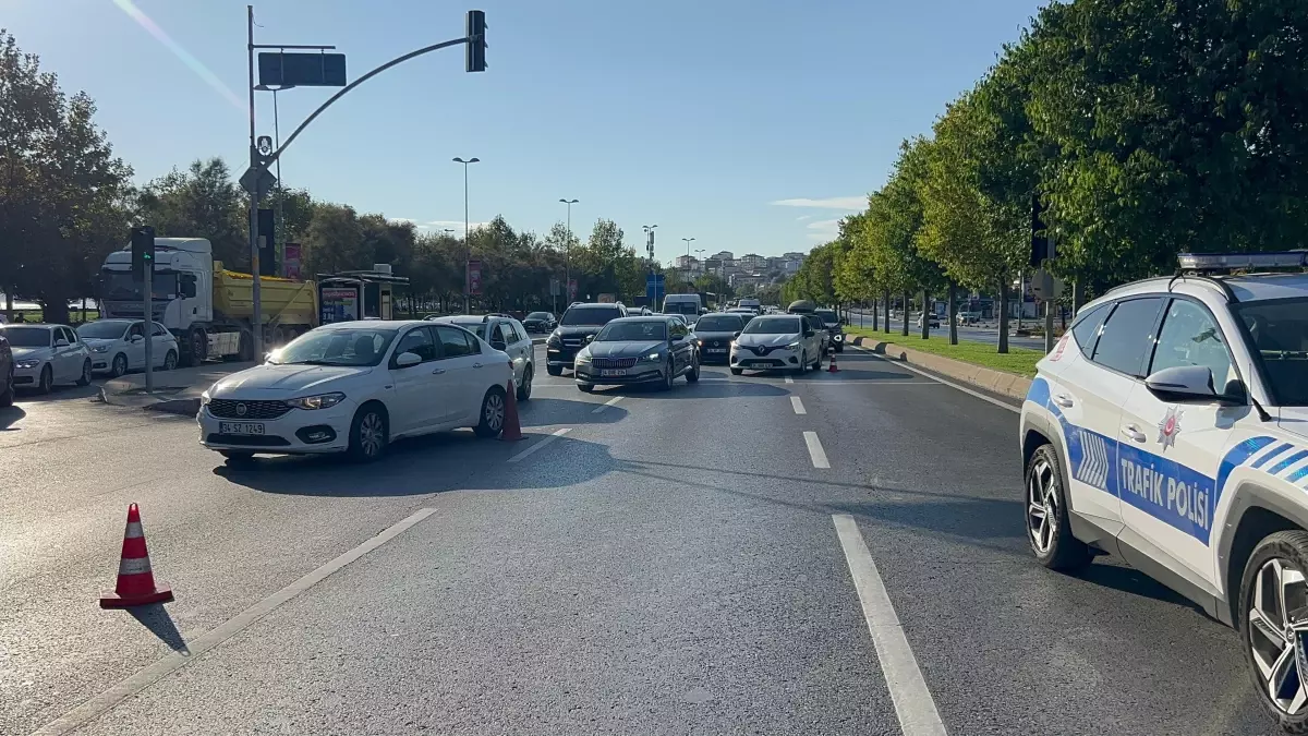 Kartal’da Trafik Kazası: 5 Yaralı