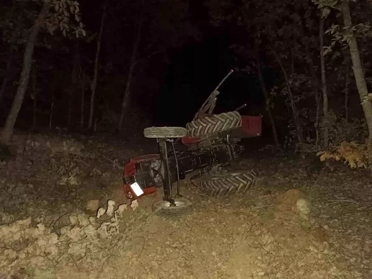 Bilecik’te Traktör Devrildi, Sürücü Yaralandı
