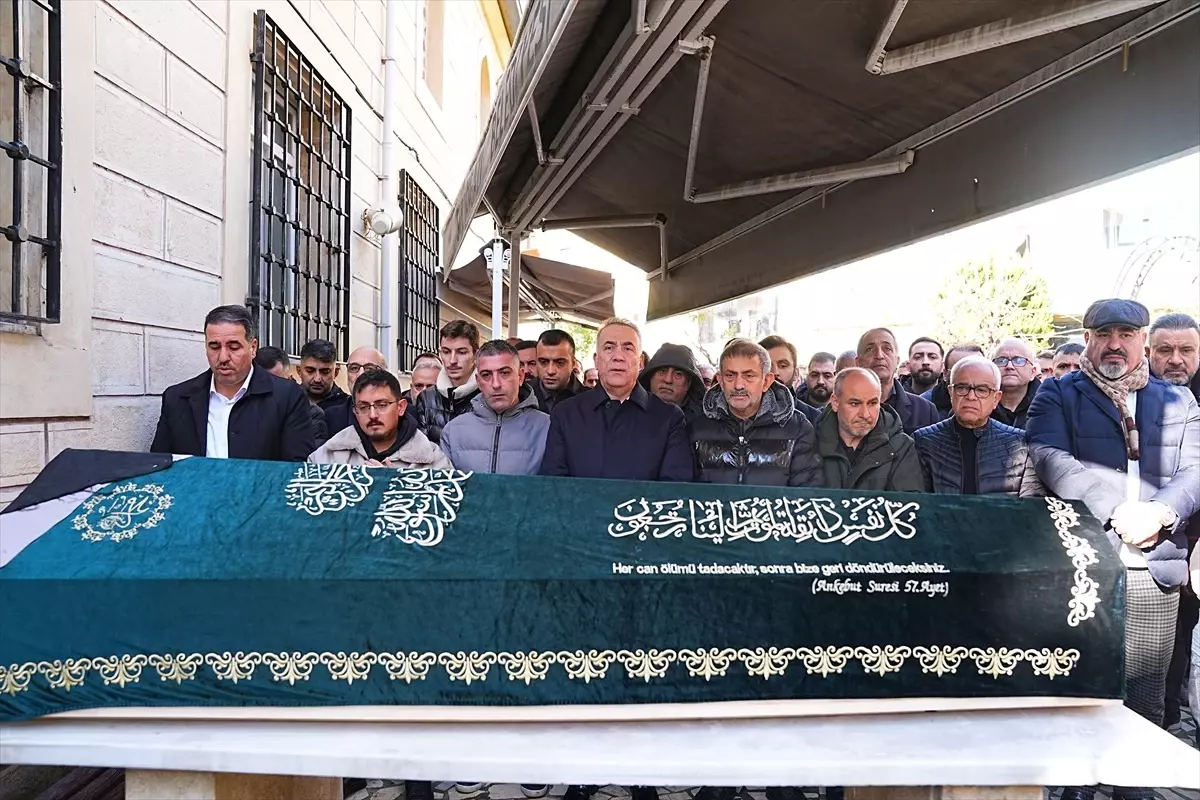 Fidan Esin İstanbul’da Uğurlandı